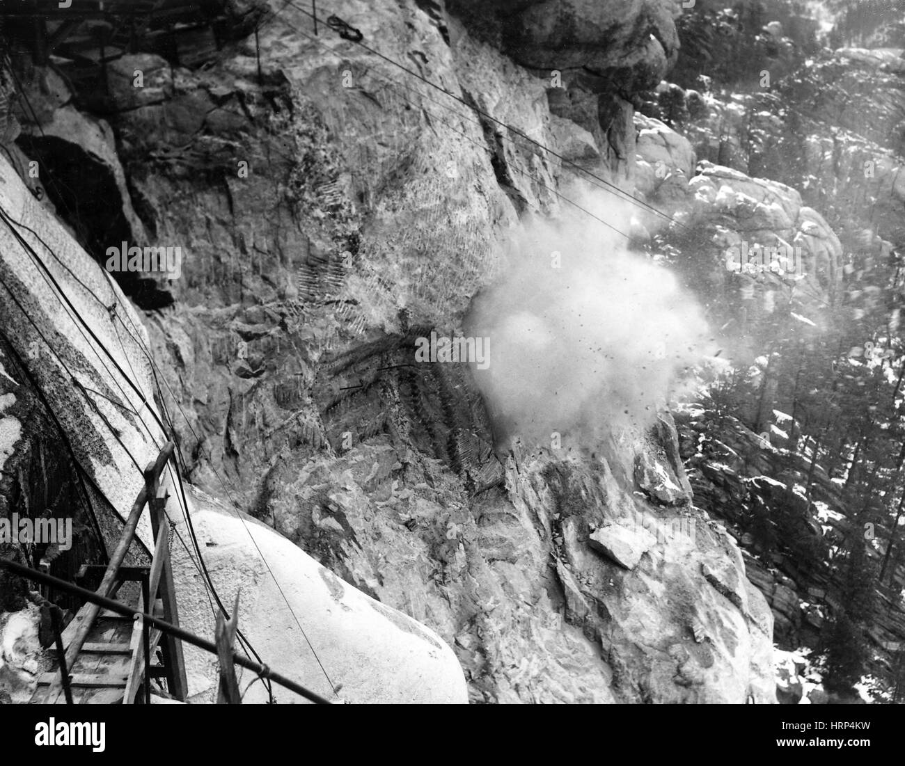 La sabbiatura roccia sul Monte Rushmore, 1930s Foto Stock
