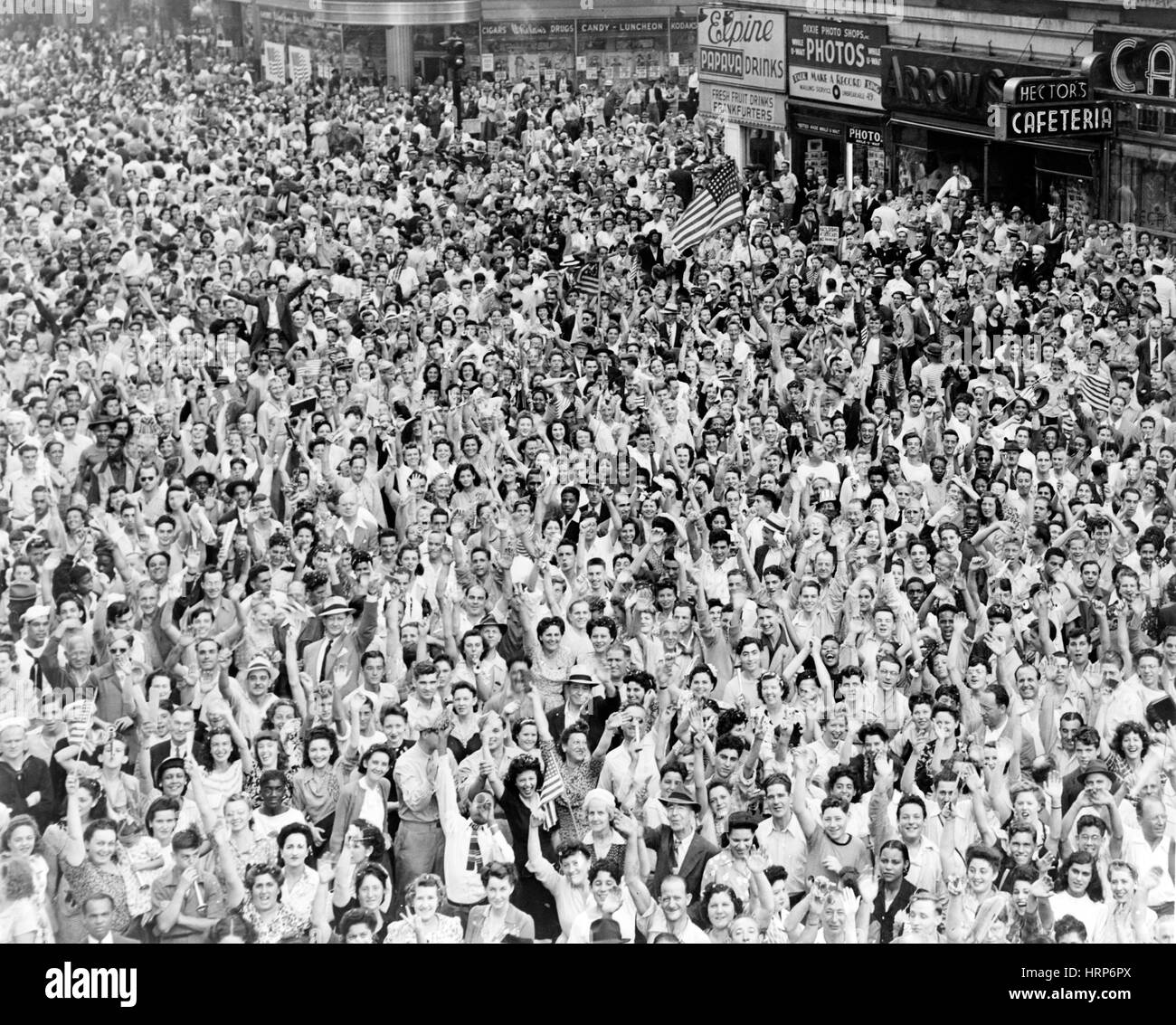 Durante la Seconda Guerra Mondiale, NYC, Times Square sulla V-j giorno, 1945 Foto Stock