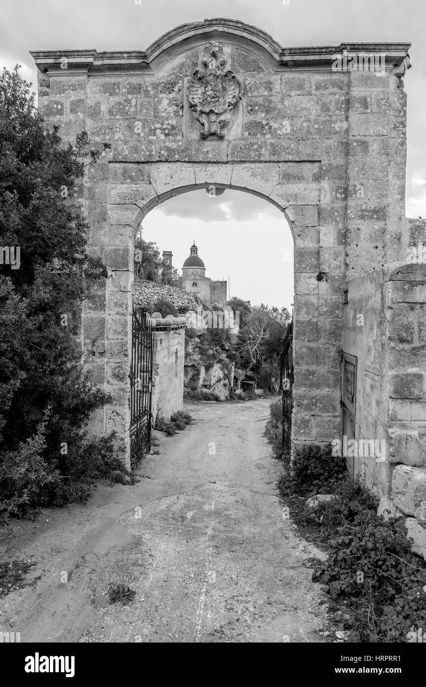 Il villaggio abbandonato di Mtahleb in Malta Foto Stock
