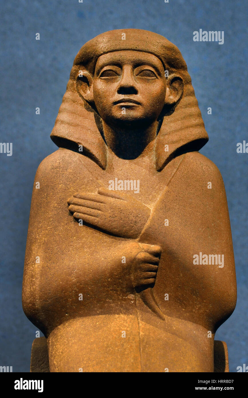 La sede dell'Cherti-hotep xii Dinastia 1800 BC Egitto (paese) El Burg el hammam (sponda est del Siut / Assiut) (città) Silicated arenaria quarzite 76,5 x 25 x 44 cm Foto Stock