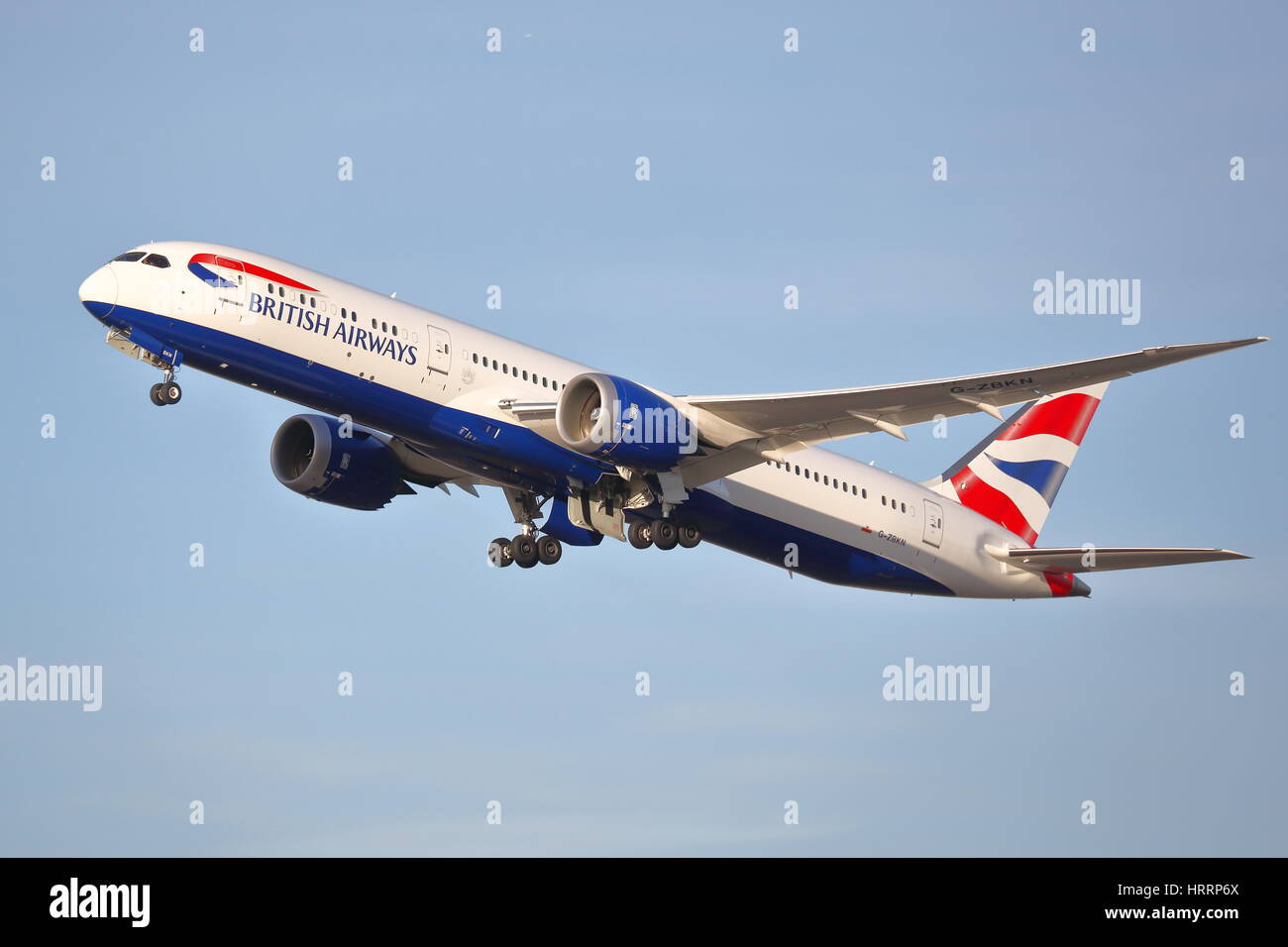 Decollo dall'aeroporto Heathrow di Londra, Regno Unito Foto Stock