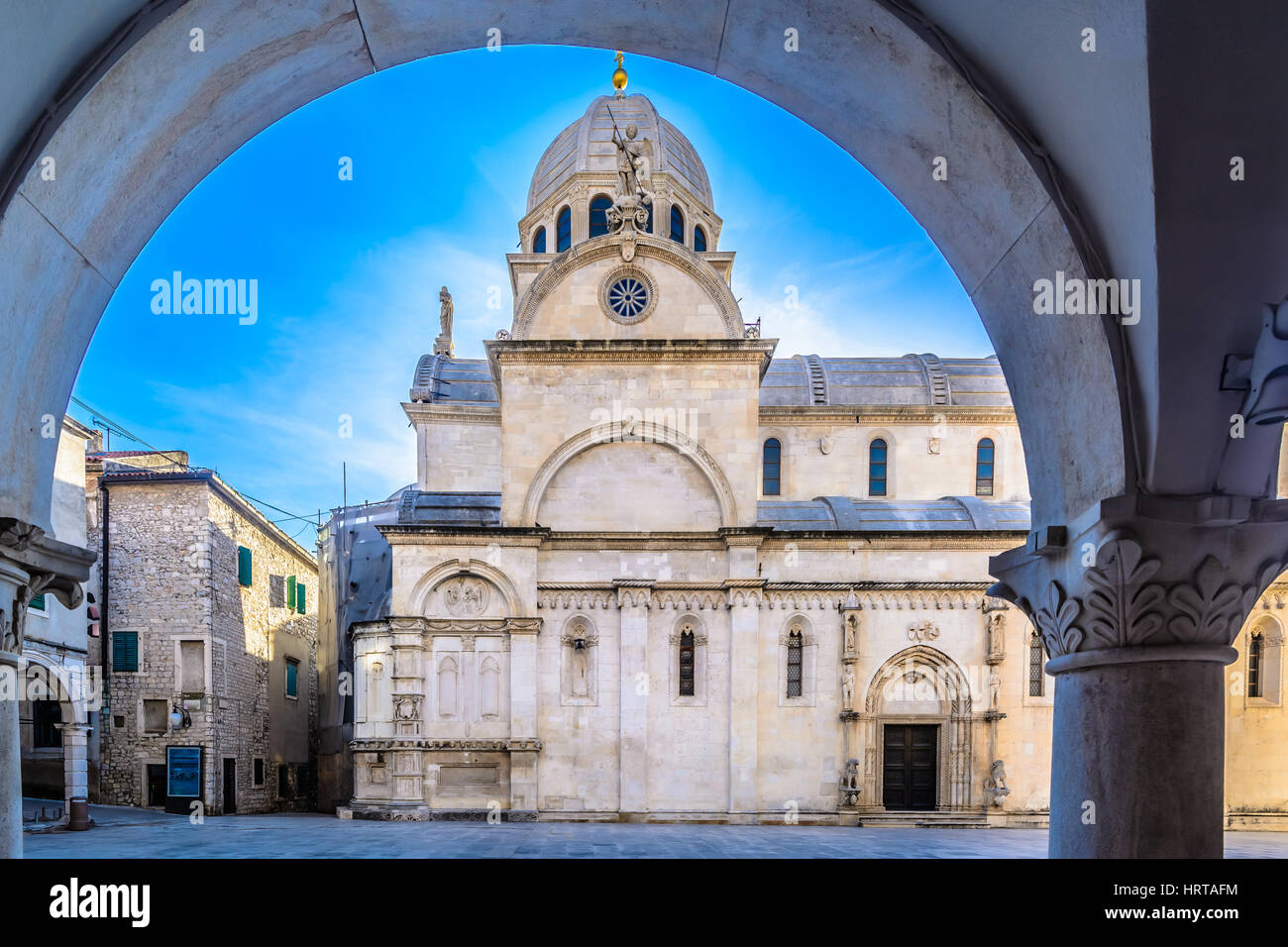 View all UNESCO protetti cattedrale della città di Sebenico, chiesa di San James, Croazia. Foto Stock