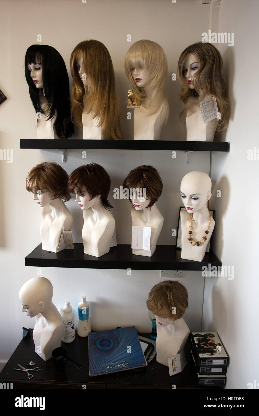 . Parrucche sul display Foto Stock