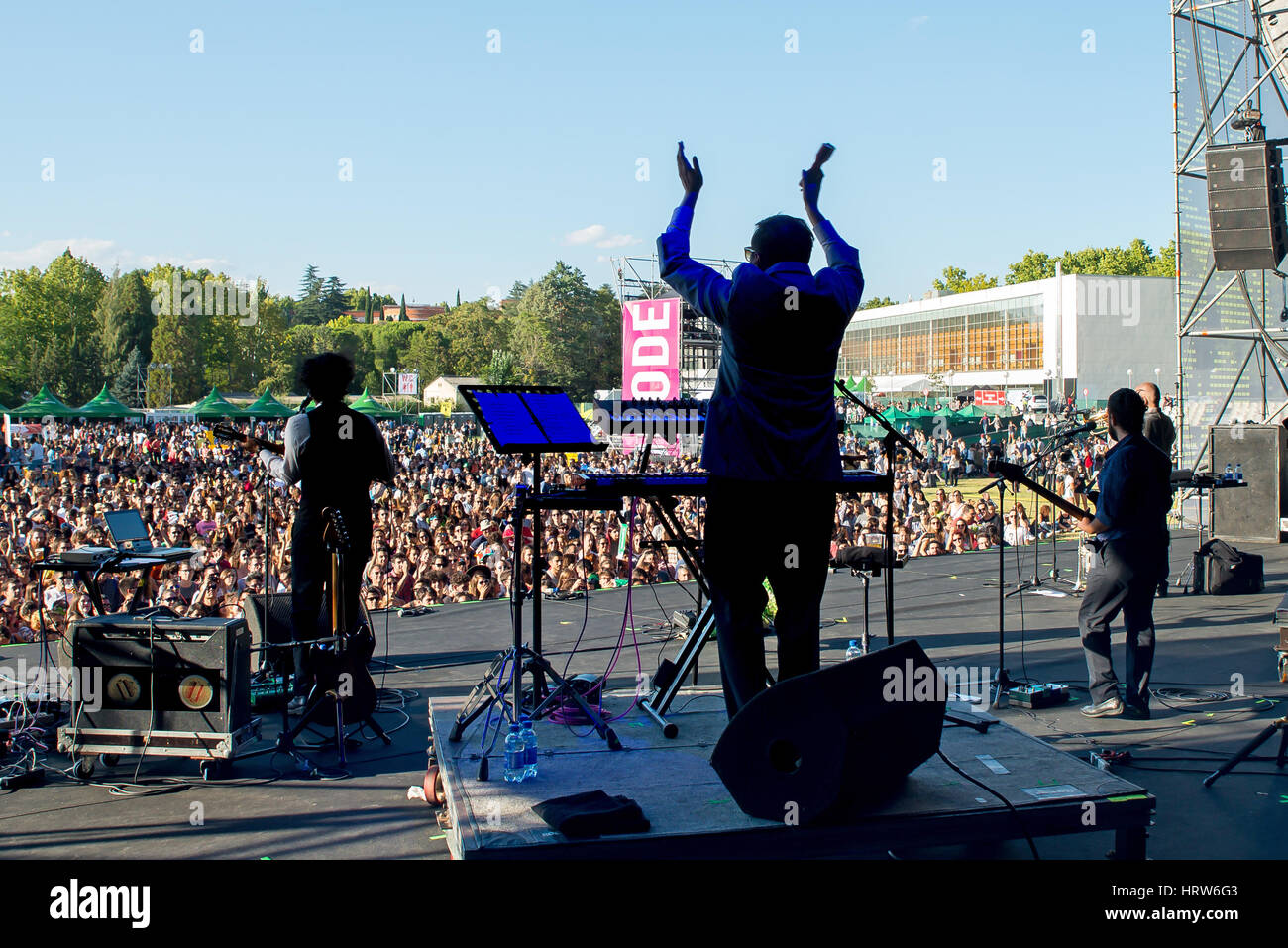 MADRID - Sep 12: Natalia Lafourcade (cantante dal Messico) suona al Festival Dcode il 12 settembre 2015 a Madrid, Spagna. Foto Stock