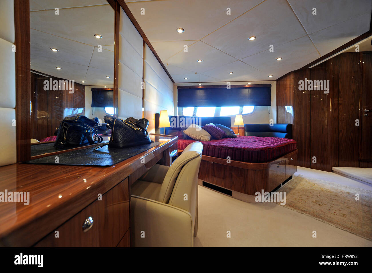 Interno del Sunseeker yacht di lusso Foto Stock