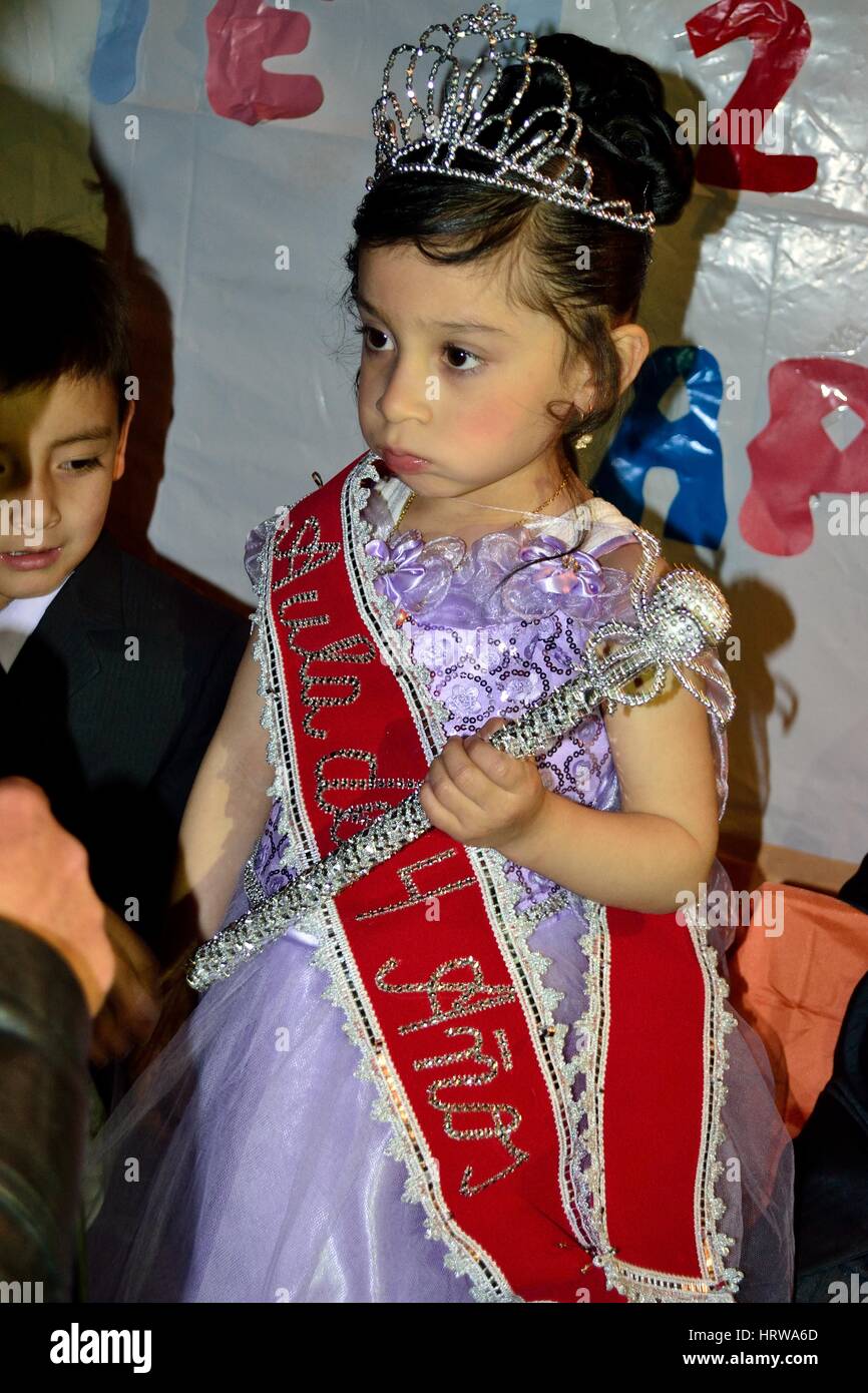 Reinado - Queen - scuola iniziale anniversario in SAPALACHE ' Las Huaringas ' - HUANCABAMBA.- Ministero di Piura - Peru Foto Stock