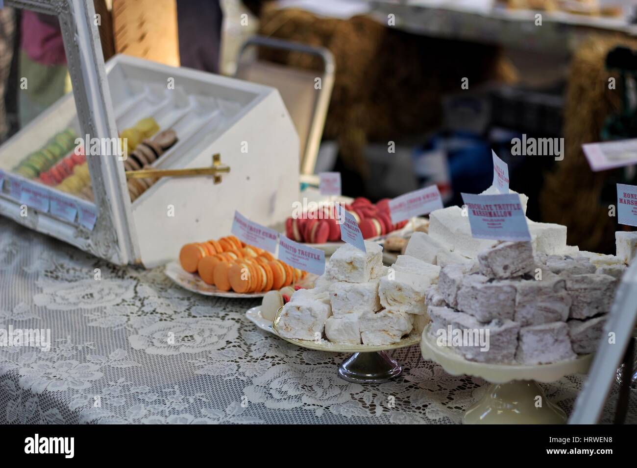 Amaretto, marshmellow, il mercato degli agricoltori Foto Stock