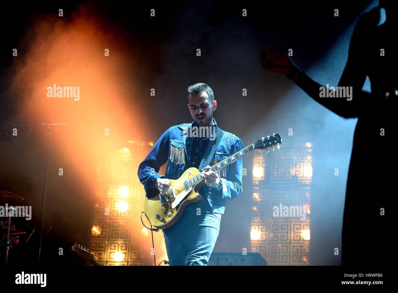 Barcellona - 28 Maggio: Jungle (anima moderna band) suona al suono di Primavera 2015 Festival il 28 maggio 2015 a Barcellona, Spagna. Foto Stock