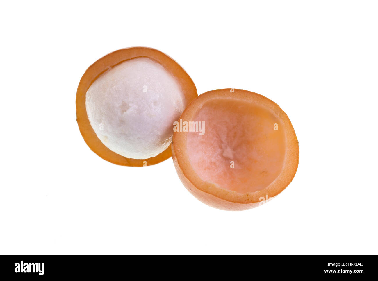 Il achacha, Garcinia humilis, è un frutto esotico con un colore rossastro di colore arancione e polpa bianca quando è maturo Foto Stock