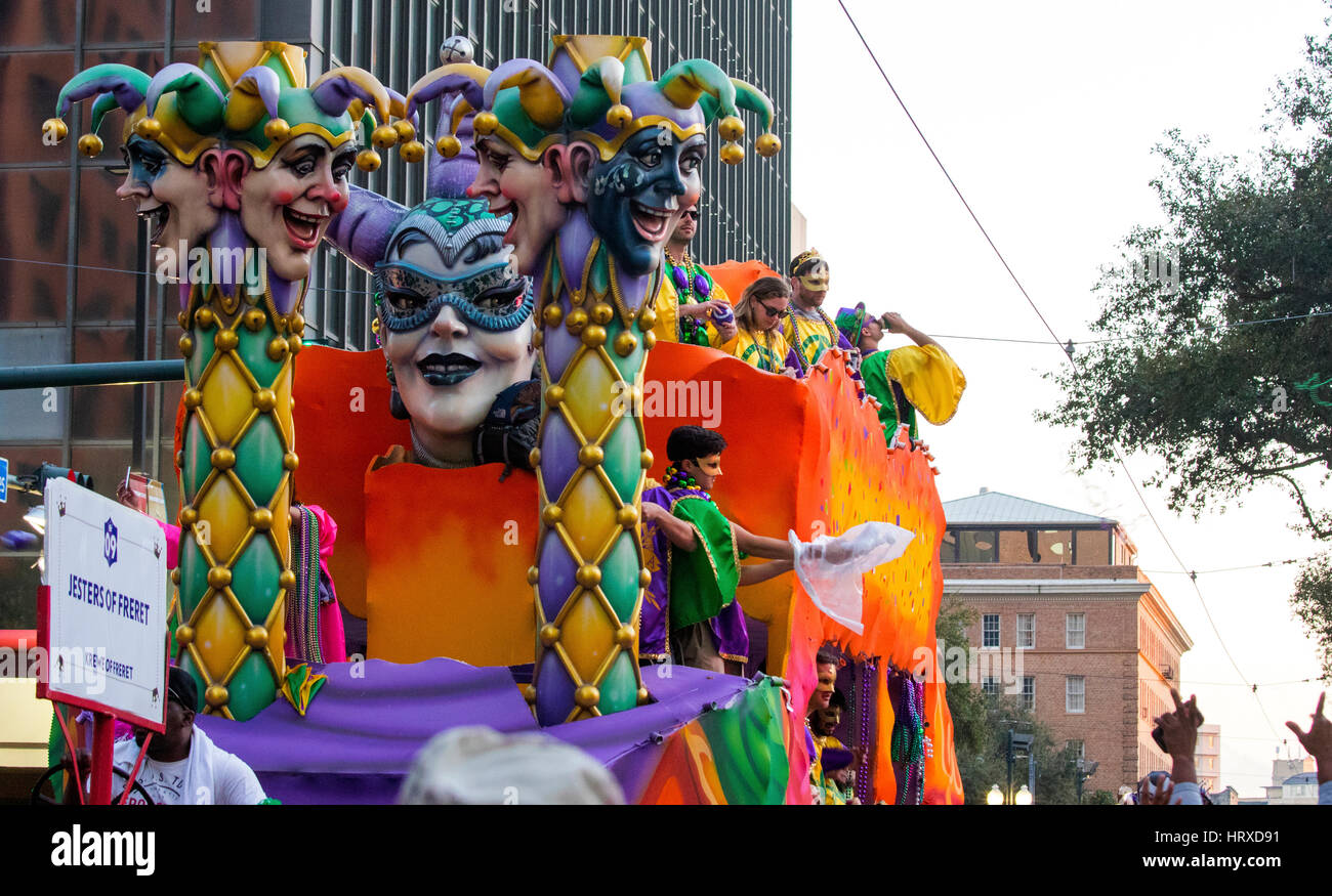 Krewe fo Freret Mardi Gras galleggiare su parade di New Orleans Foto Stock