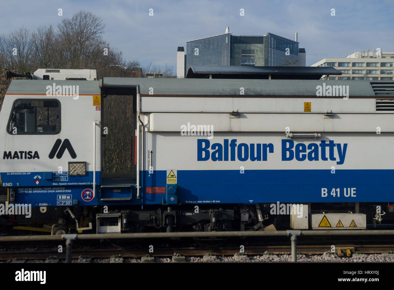 Balfour Beatty treno antimanomissione Foto Stock