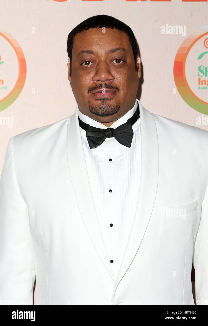 Los Angeles, Ca, Stati Uniti d'America. 04 Mar, 2017. Cedric Yarbrough, a Shane's ispirazione 16th Annual Fundraising Gala " Una notte in Avana Vecchia' presso il Complesso Taglyan In California il Marzo 04, 2017. Credito: Fs/media/punzone Alamy Live News Foto Stock
