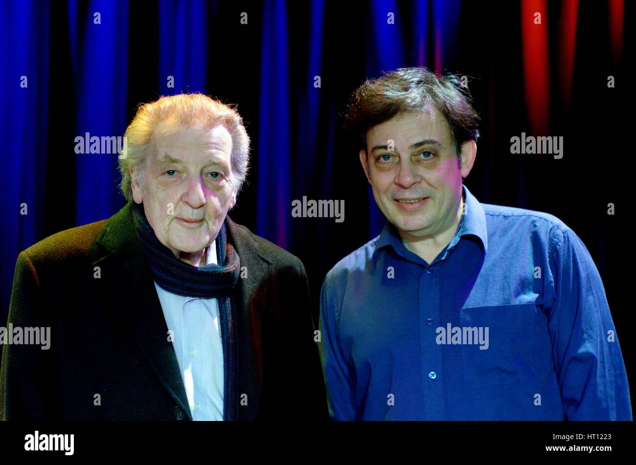 Stan Tracey e Clark Tracey, sotto terra teatro, Eastbourne, East Sussex., 2013. Artista: Brian O Connor Foto Stock