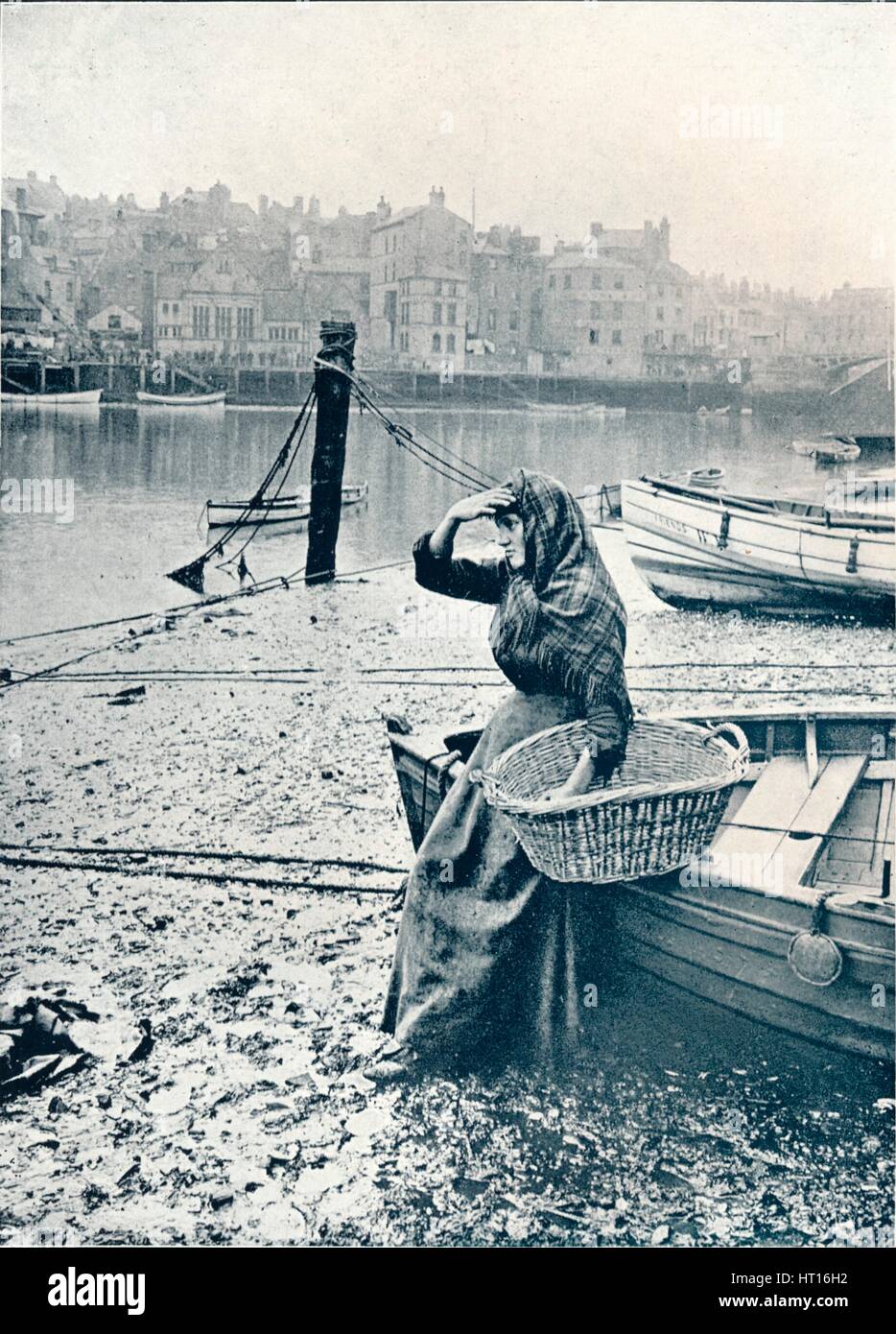 'Il Fisherman's Lass', C1903. Artista: Owen Graystone Bird. Foto Stock