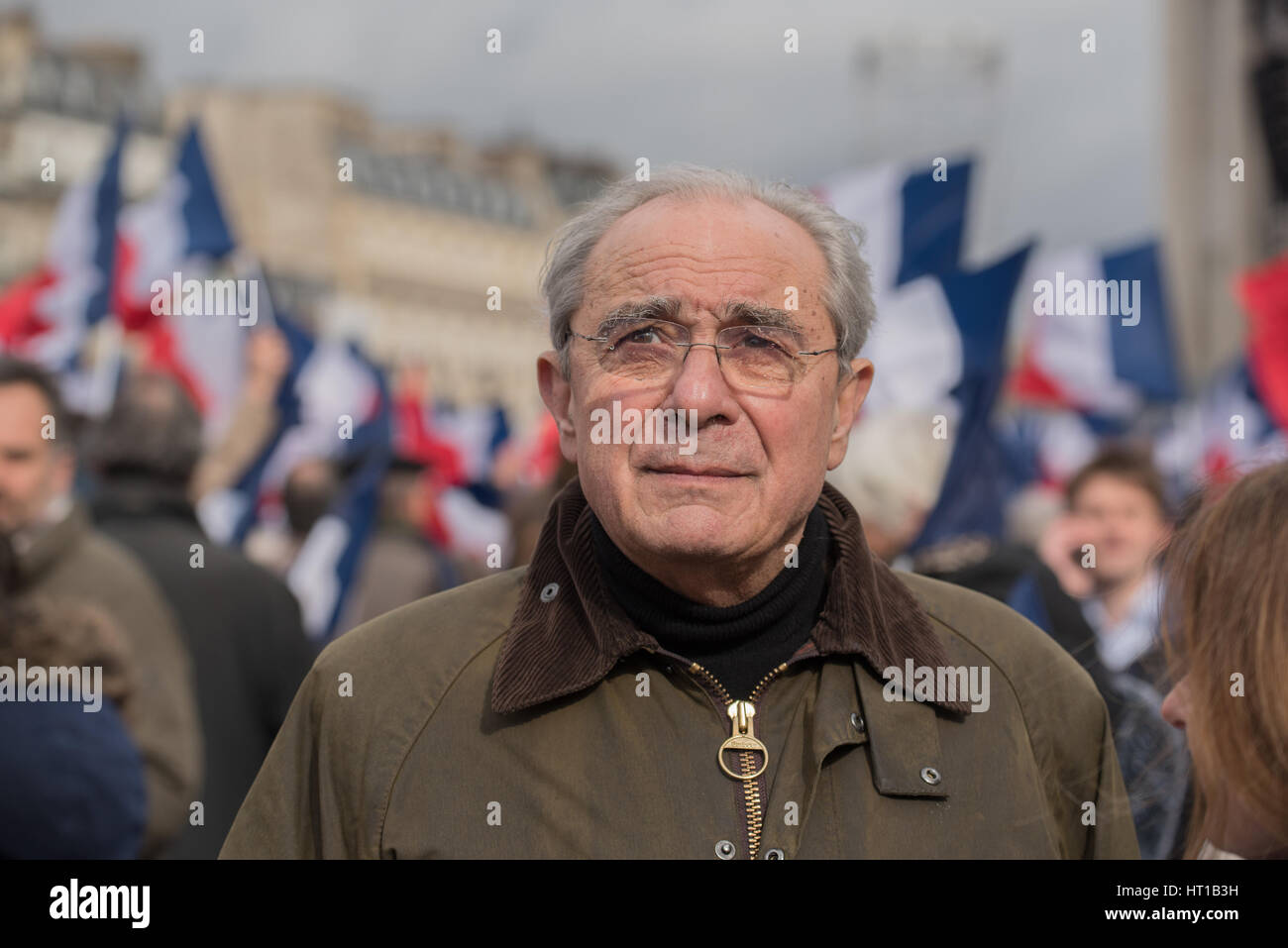 Bernard (Debré politico francese) al Rally pro-Fillon al Trocadero a Parigi Foto Stock