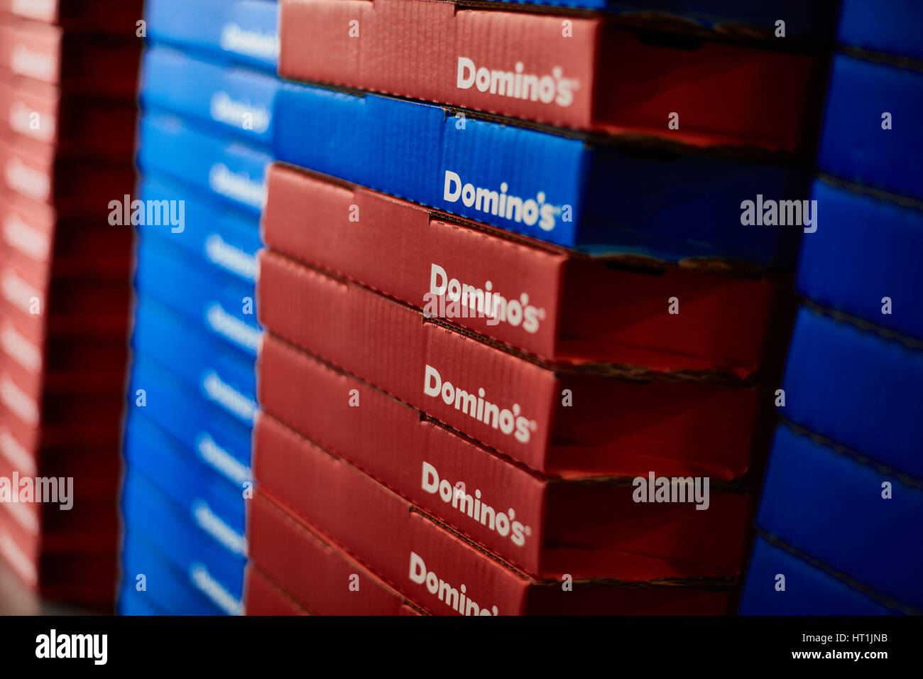 Solo uso editoriale Domino's branding. Stampa foto di associazione. Foto di credito dovrebbe leggere: John Godwin/PA FILO Foto Stock