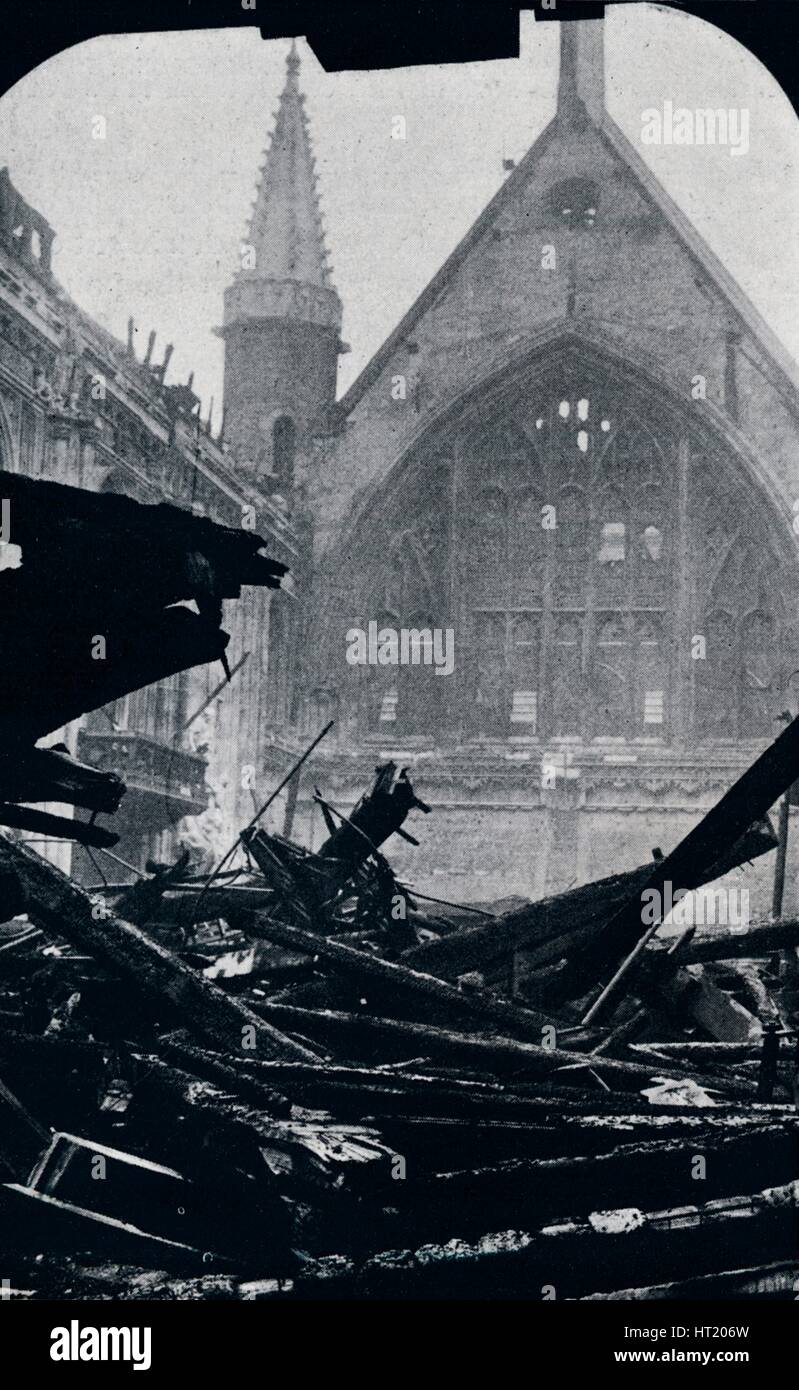 "London Guildhall dopo l'incendio del dicembre 29 dicembre 1940'. Artista: sconosciuto. Foto Stock