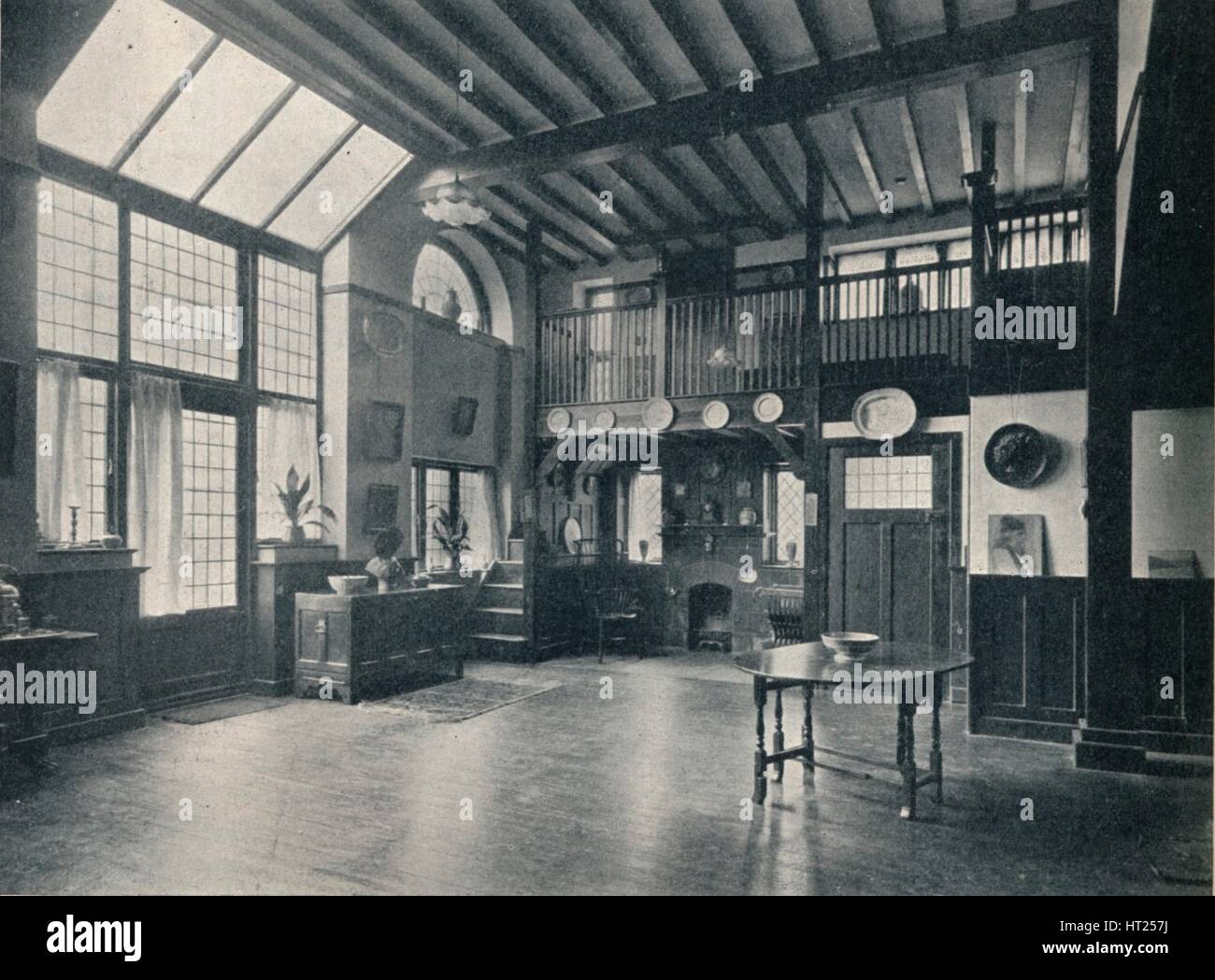 " Sala principale di un nuovo studio Residence in Lennox Gardens, Kensington', C1911. Artista: sconosciuto. Foto Stock