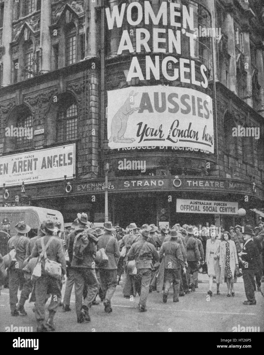 Soldati australiano su un paio di giorni di congedo a Londra", 1940, (1940). Artista: sconosciuto. Foto Stock