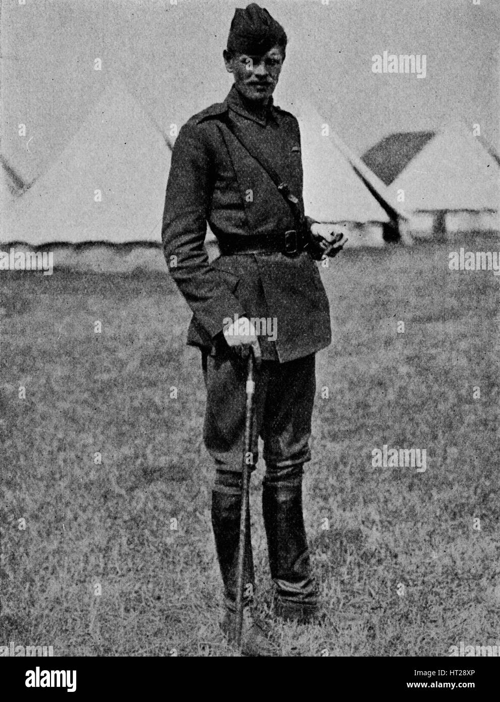 Il tenente BH Barrington-Kennet, il primo aiutante della richiesta RFC, 1912 (1933). Artista: Foto di volo. Foto Stock