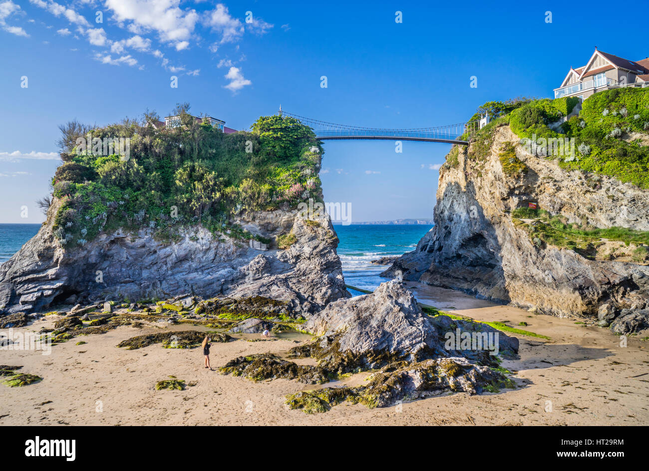 Regno Unito, Sud Ovest Inghilterra, Cornwall, Newquay, 'Casa in mare' su Towan isola a Towan Beach è collegata alla terraferma da un privato sus Foto Stock