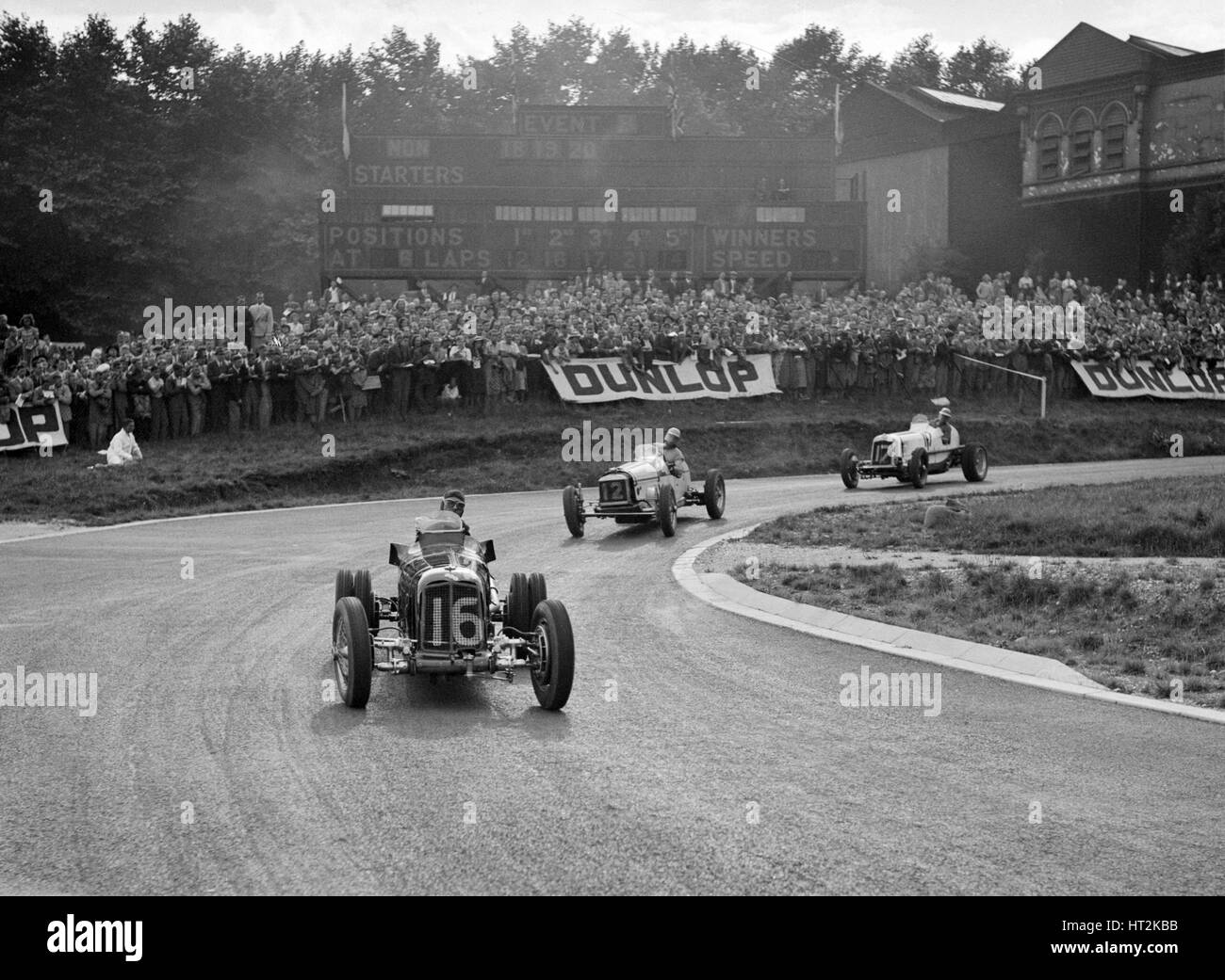 Raymond Mays " era un leader di Mg e di un'altra epoca, Imperial trofeo, Crystal Palace, 1939. Artista: Bill Brunell. Foto Stock