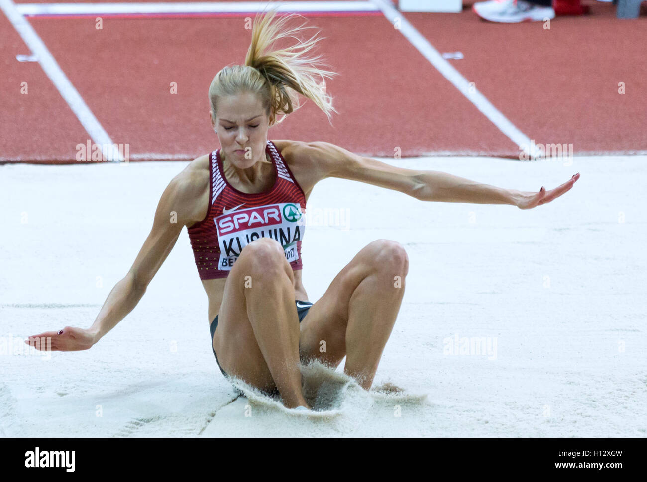Salto in lungo femminile finale immagini e fotografie stock ad alta