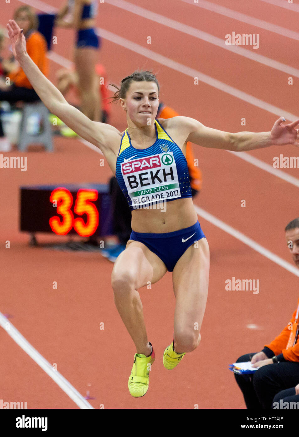 Salto in lungo femminile finale immagini e fotografie stock ad alta