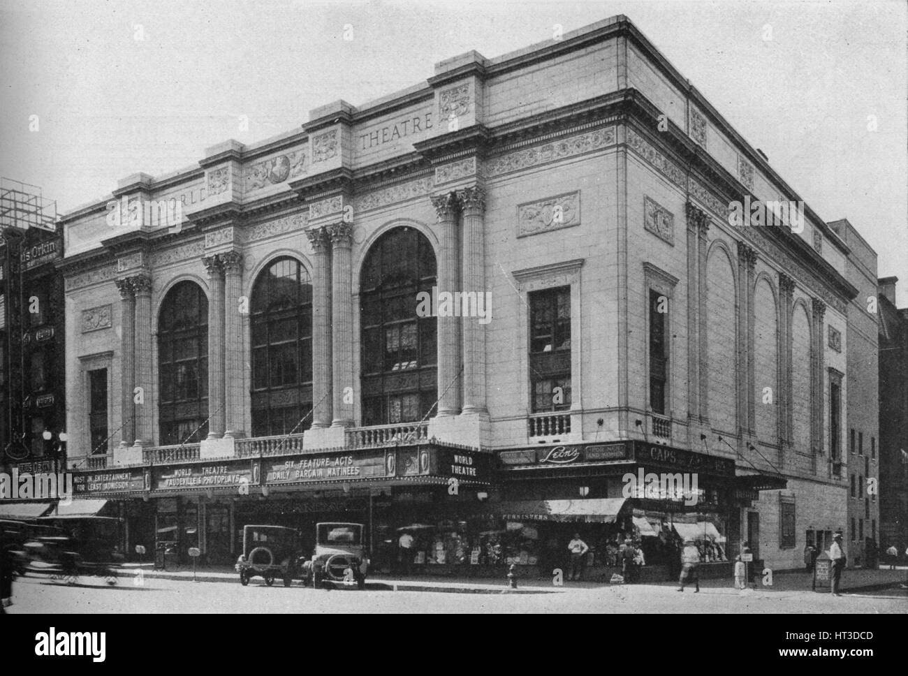 Il mondo del teatro, Omaha, Nebraska, 1925. Artista: sconosciuto. Foto Stock