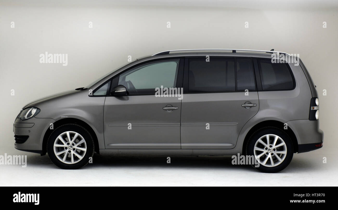 2009 Volkswagen Touran Tdi Artista: sconosciuto. Foto Stock