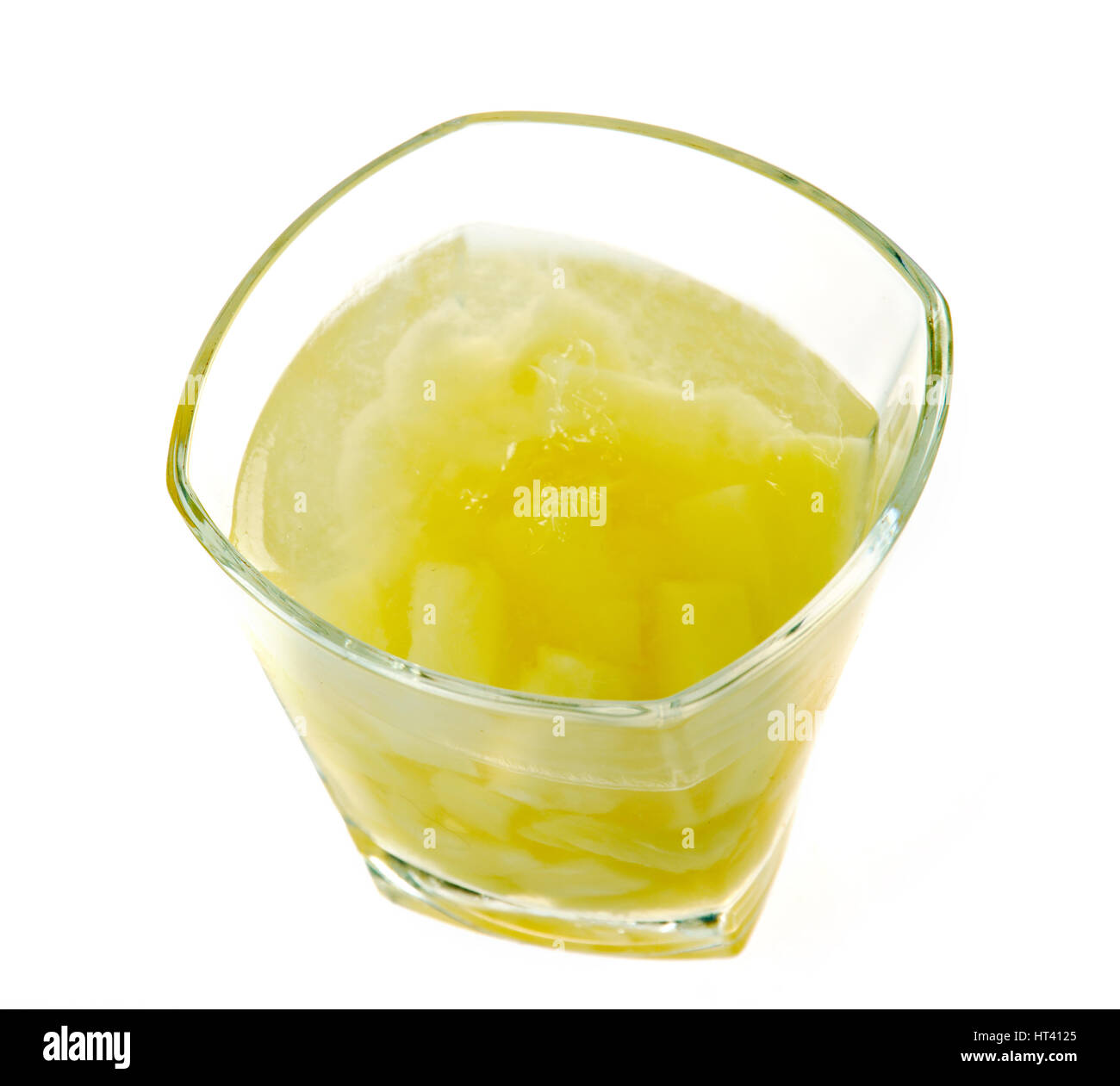 Gelatina di ananas dessert isolati su sfondo bianco Foto Stock