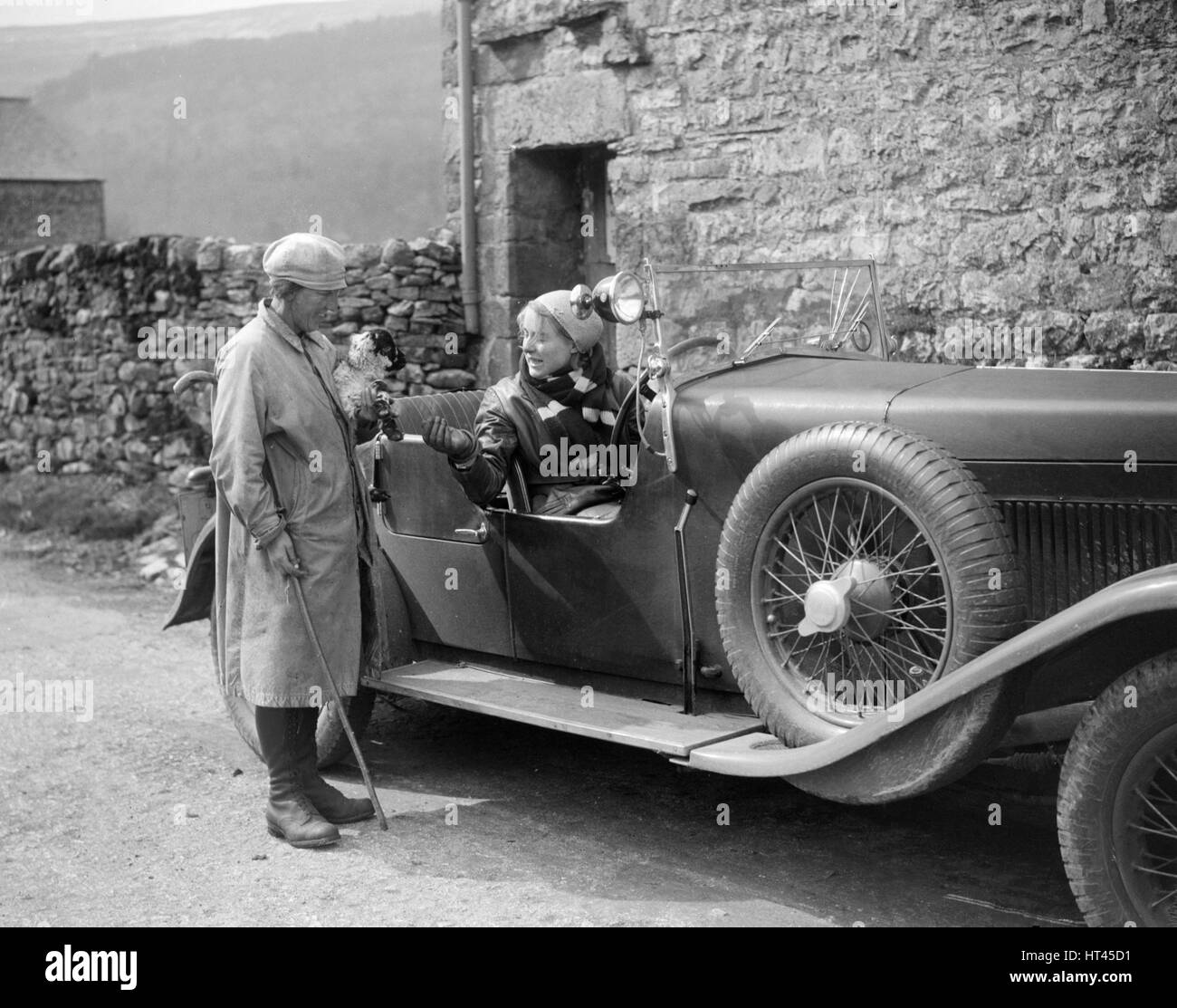 Kitty Brunell in un MG 18/80 aprire 4 posti, c1930(?). Artista: Bill Brunell. Foto Stock