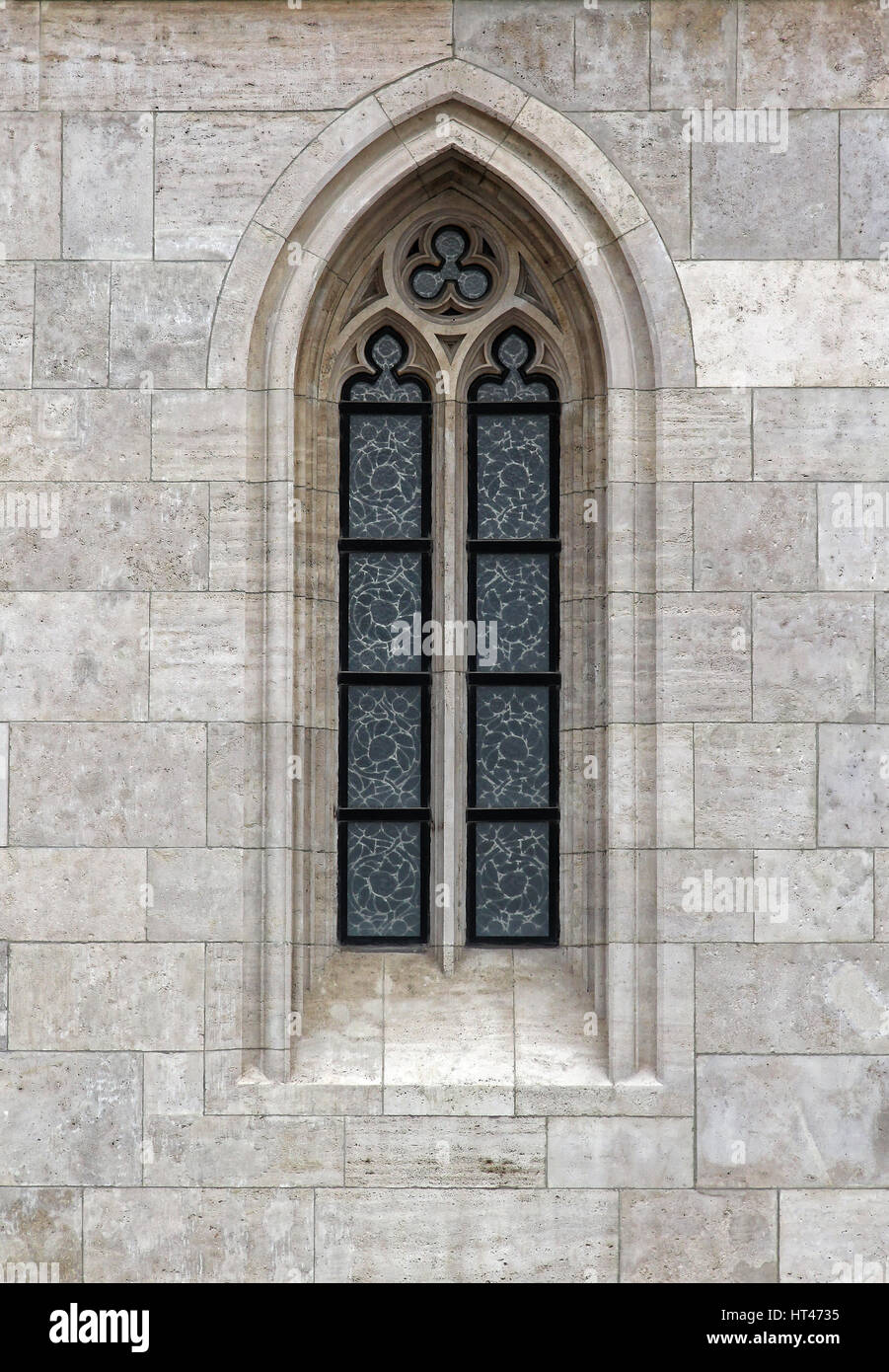 Ungheria, Budapest, la Chiesa di Mattia finestra gotica di dettaglio. Foto Stock