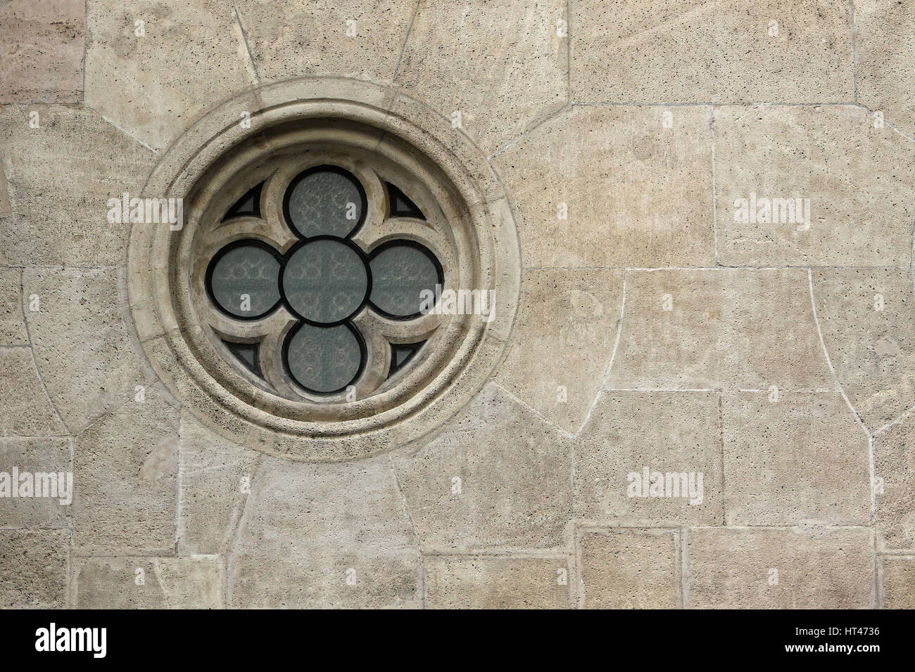 Ungheria, Budapest, la Chiesa di Mattia finestra gotica di dettaglio. Foto Stock