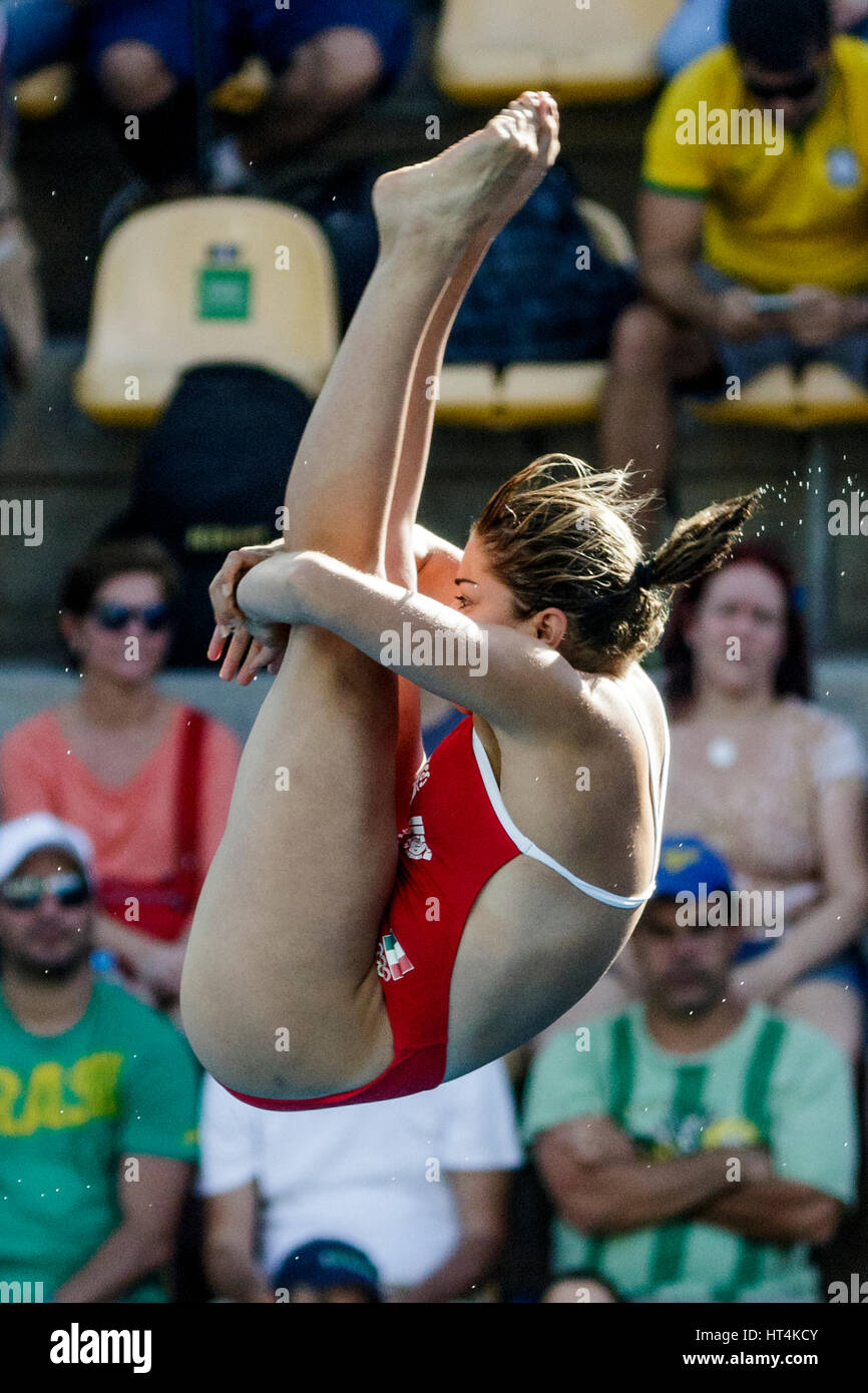 Rio de Janeiro, Brasile. 18 agosto 2016 Alejandra Orozco (MEX) compete in donne piattaforma subacquea 10m a preliminare del 2016 Olimpiadi estive. Foto Stock