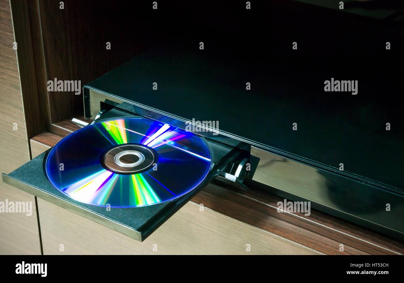 Lettore Blu-ray con il disco inserito Foto Stock