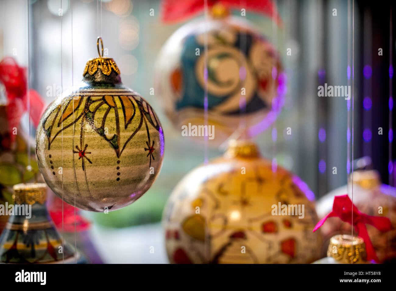 Tradizionale Natale ornamenti trovati a Vietri sul Mare, Italia. Foto Stock