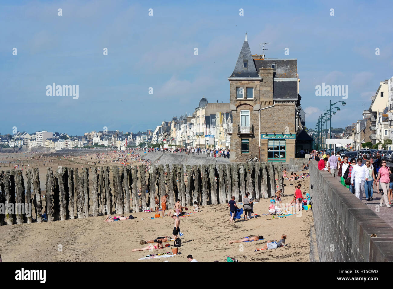 Saint Malo beach e Boulevard, Ille et Vilaine, Francia Foto Stock