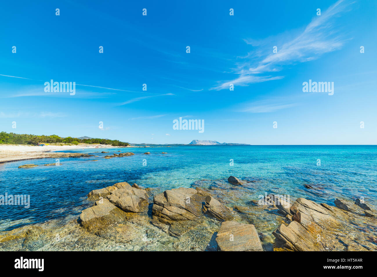 Cala d'Ambra in una giornata di sole, Sardegna Foto Stock