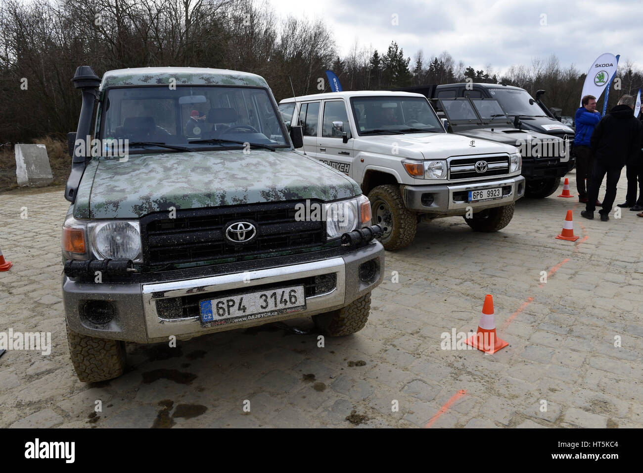 Toyota Land Cruiser, presentazione di veicoli militari Foto Stock
