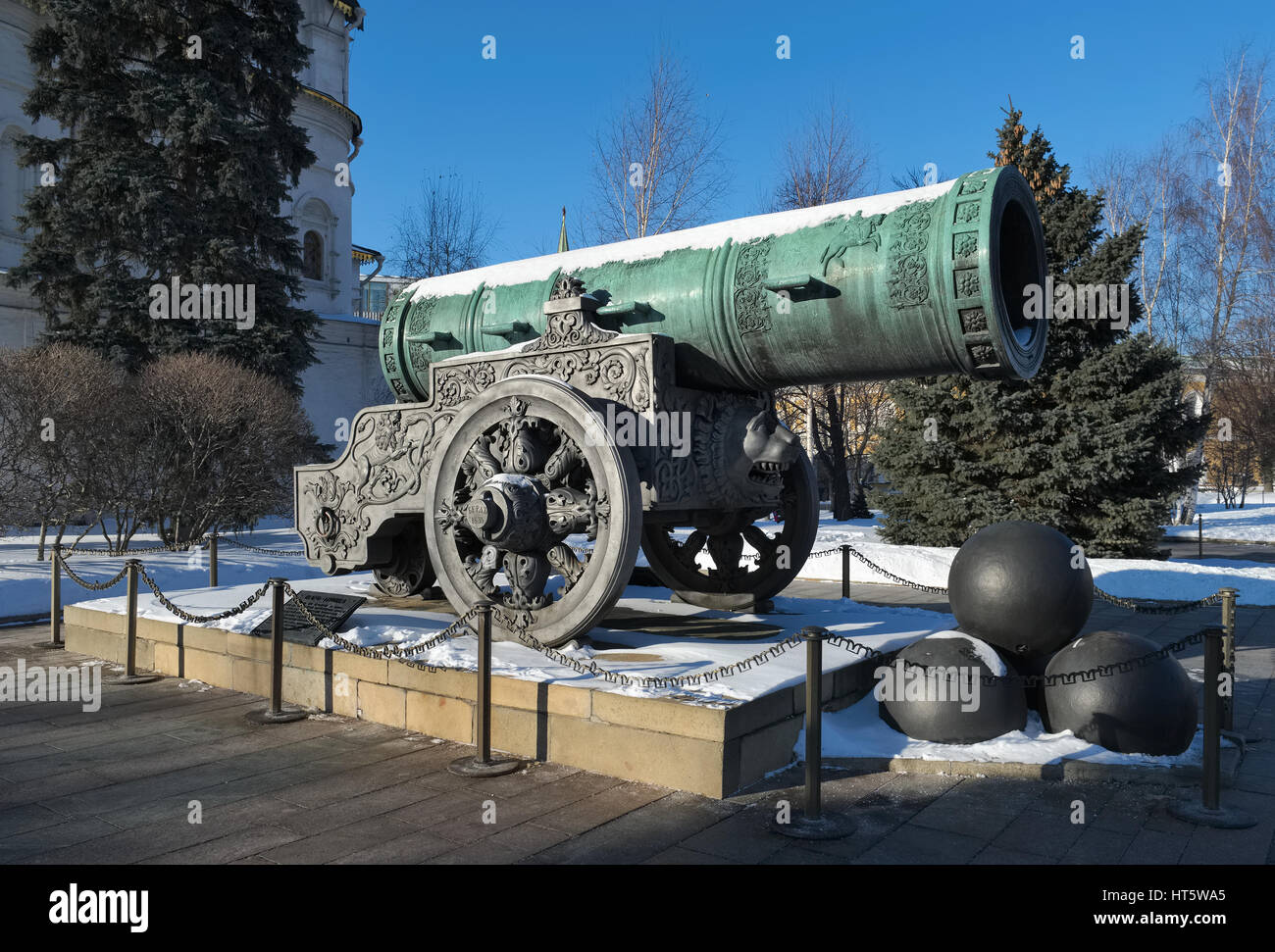 Tsar Cannon, un monumento medievale di artiglieria russa, gettato nel 1586, il peso della pinza 39.31 tonnellate Foto Stock