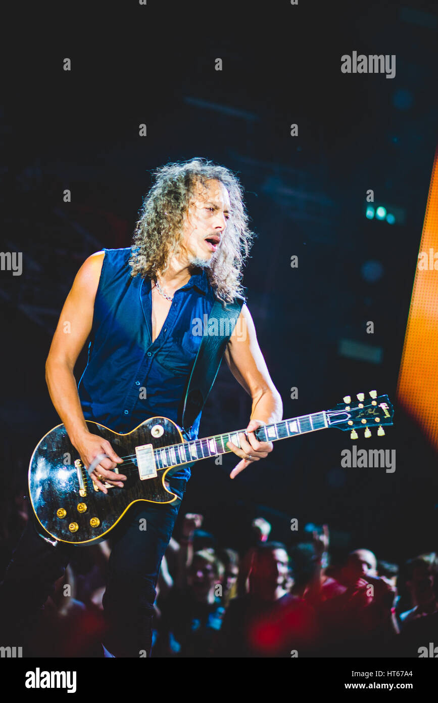 2 giugno 2015: Metallica performance dal vivo sul palco del festival Sonisphere in Assago (Milano) per il loro primo tour italiano 2015 concerto foto: Cronos/Alessandro Bosio Foto Stock