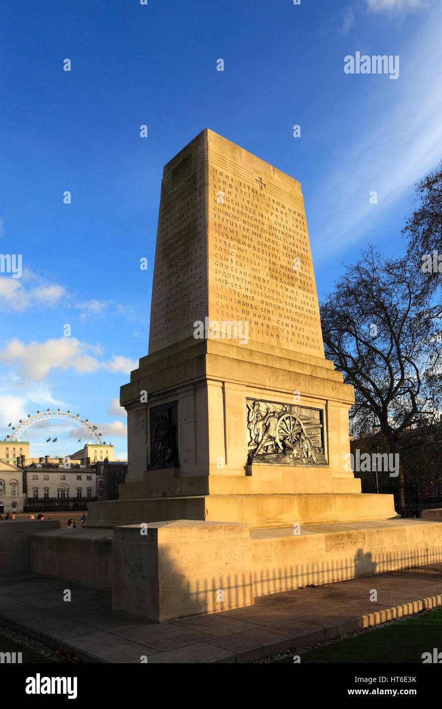 Estate; le guardie memoriale di guerra; St James park; Londra City; Inghilterra; Regno Unito Foto Stock