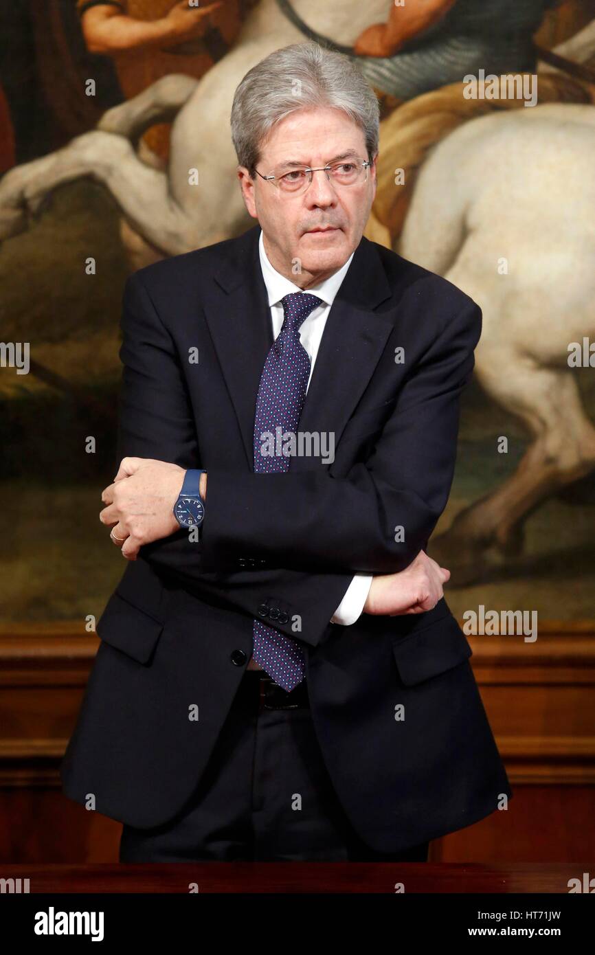 Primo Ministro italiano Paolo Gentiloni, Palazzo Chigi, Roma, Italia, 06 marzo 2017 il credito © Remo Casilli/Sintesi/Alamy Stock Photo Foto Stock