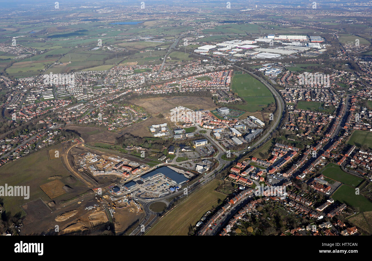 Vista aerea della collina di Newton e Paragon Business Park, Wakefield, Regno Unito Foto Stock
