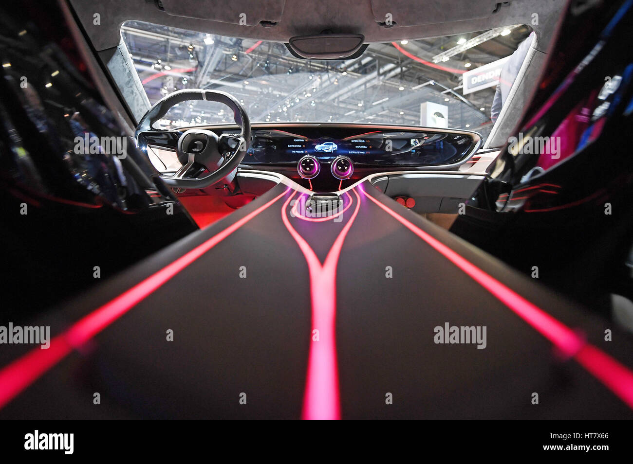 Ginevra, Svizzera. 08 Mar, 2017. dpatopimages - Un Quant 48Volt Electro sportscar presso la 87th Geneva International Motor Show. La mostra è aperta alla stampa dal 09.03.17 e il pubblico in generale dal 19.03.17. Foto: Uli Deck/dpa/Alamy Live News Foto Stock