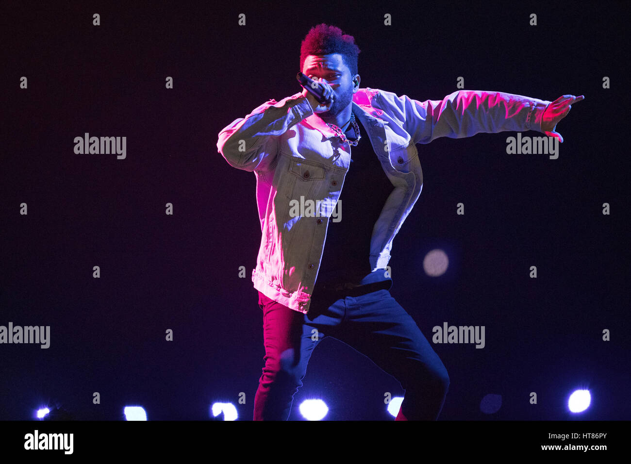 Londra, Regno Unito. Il giorno 08 marzo, 2017. Londra, Inghilterra, Abel Makkonen Tesfaye del Weeknd, esegue la sua seconda notte al London Arena O2.© Jason Richardson / Alamy Live News Foto Stock