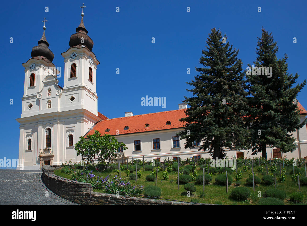 Tihany Abbey, sulla Penisola di Tihany, Lago di Balaton, Ungheria Foto Stock