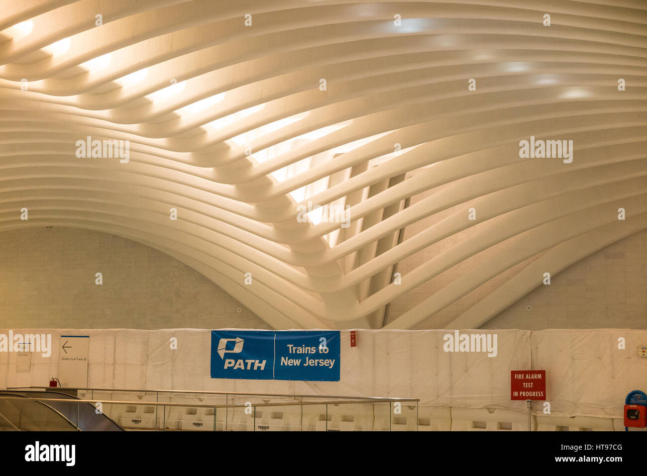 Sguardo alla lobby principale / concourse al WTC Trasporto Hub al One World Trade Center a New York City Foto Stock Sguardo alla lobby principale / concourse al WTC Trasporto Hub al One World Trade Center a New York City Foto Stock