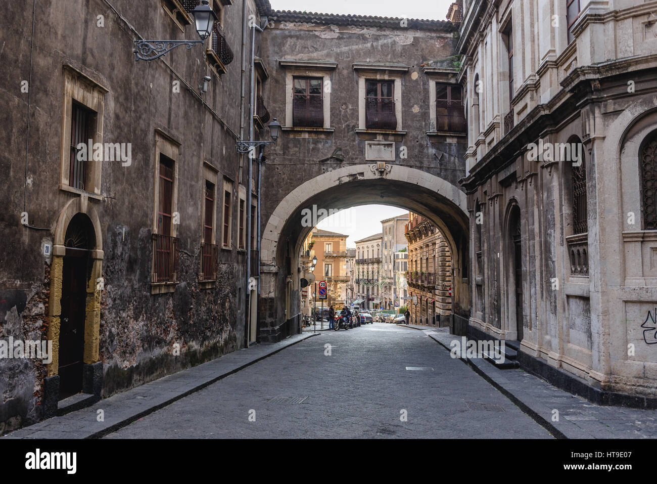 Arco di San Benedetto (Arco di San Benedetto), parte dell Abbazia Benedettina di Catania città sul lato est della isola di Sicilia, Italia Foto Stock